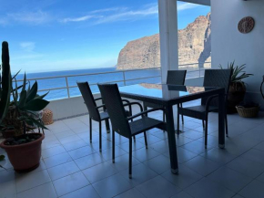 Galactic Apartment in Los Gigantes - the first line and see view